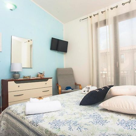 Casa Vacanze Luna プーラ エクステリア 写真
