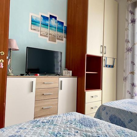 Casa Vacanze Luna プーラ エクステリア 写真