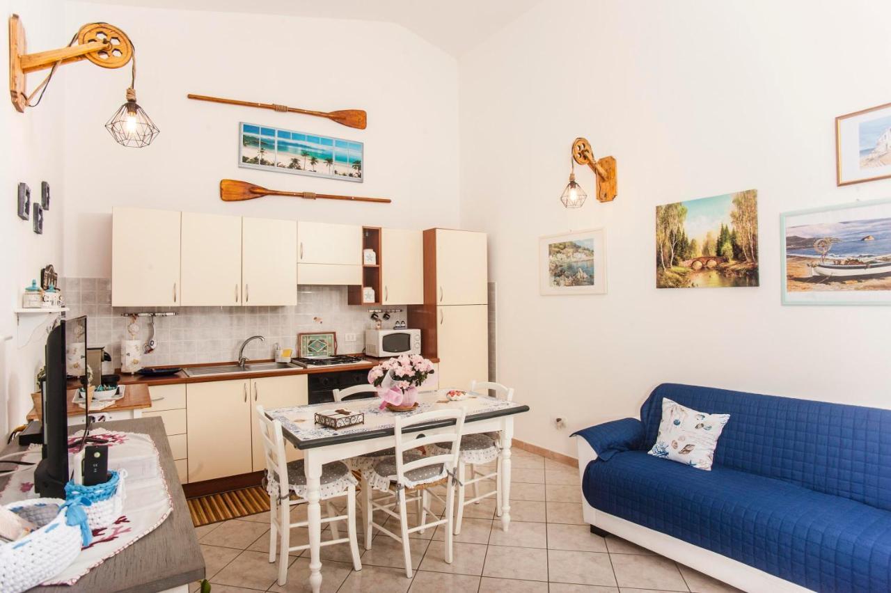 Casa Vacanze Luna プーラ エクステリア 写真