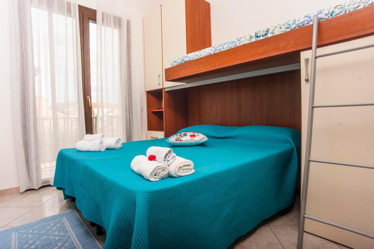Casa Vacanze Luna プーラ エクステリア 写真